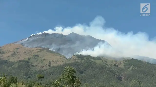 Sejak akhir pekan lalu, Gunung Sindoro Sumbing terbakar hebat. Kebakaran kali ini merupakan salah satu kebakaran terparah yang dialami gunung kembar di Jawa Tengah ini.