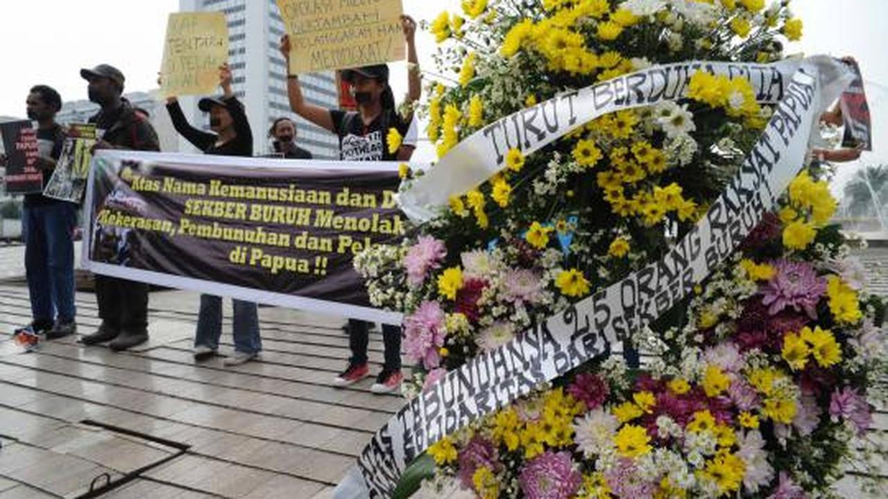 Demo tolak kekerasan di Papua