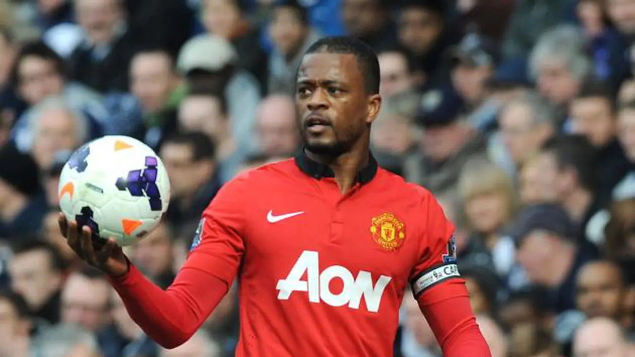 Patrice Evra Resmi ke Juve