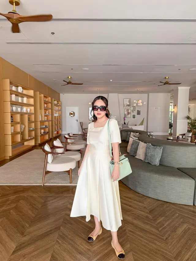 Inspirasi Dress Natal ala Shandy Aulia