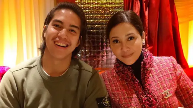 [Bintang] Maia Estianty dan El Rumi