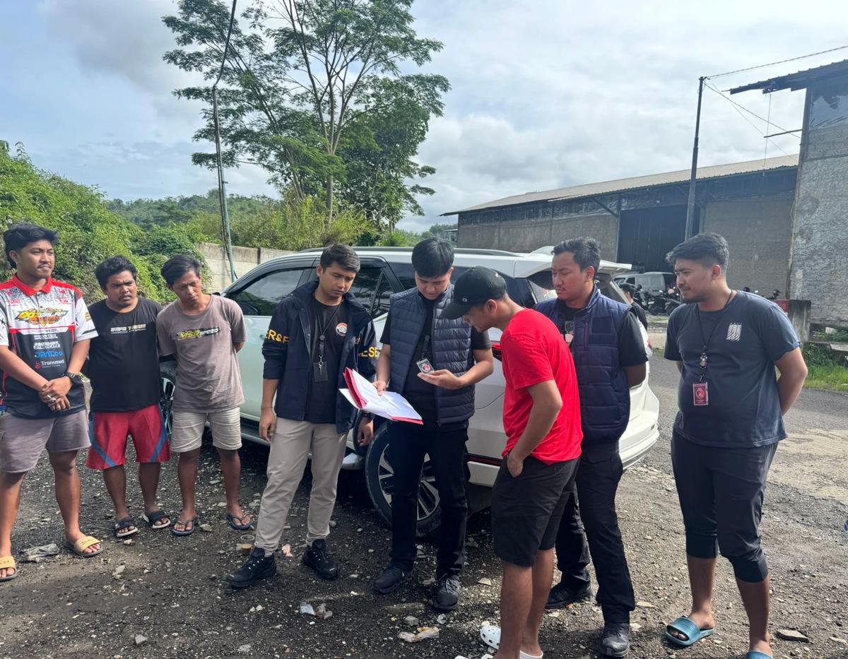 impor pakaian bekas ilegal di jakarta