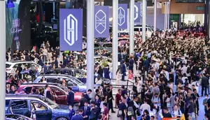 Penjualan Mobil di China Terjun Bebas