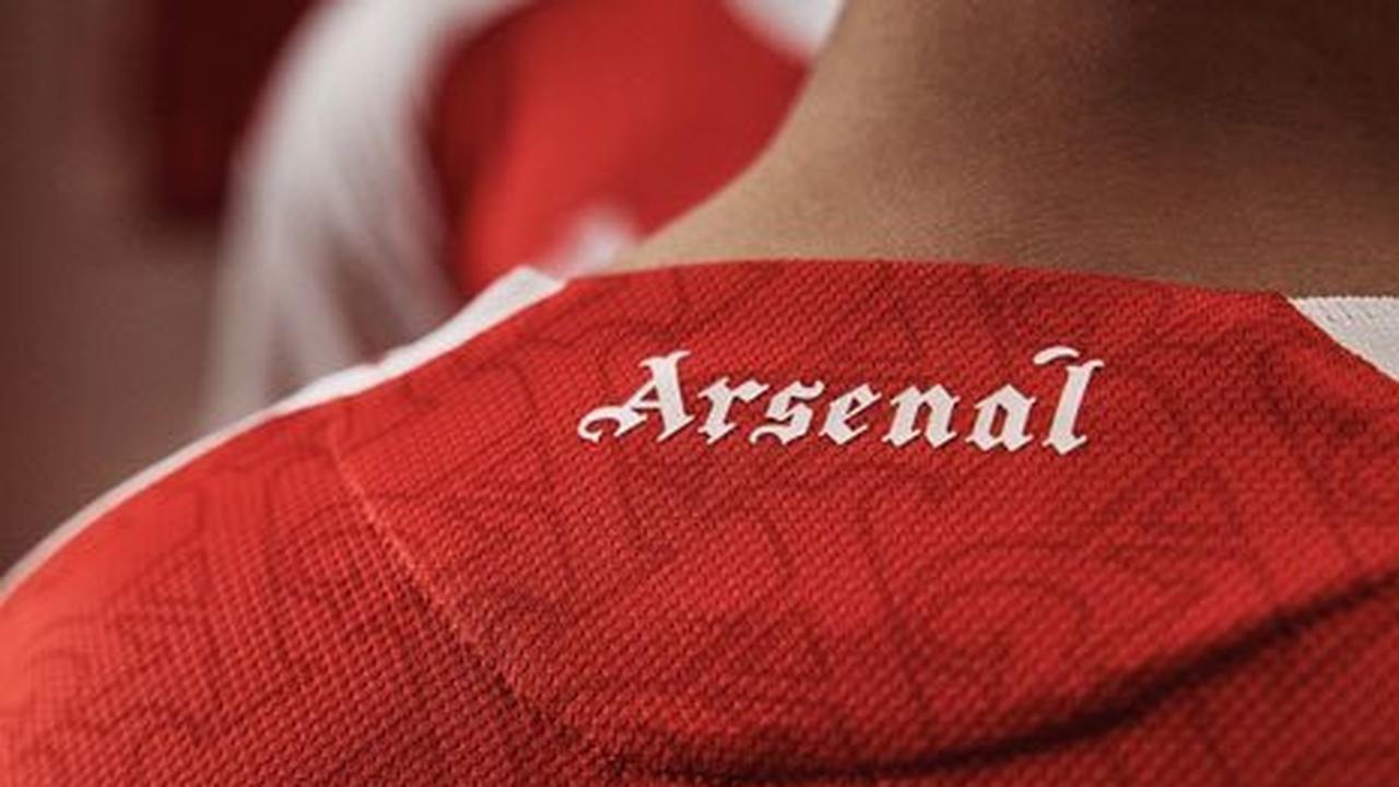 Jersey Arsenal musim 2025/2026 (c) Ofisial Arsenal (www.arsenal.com)