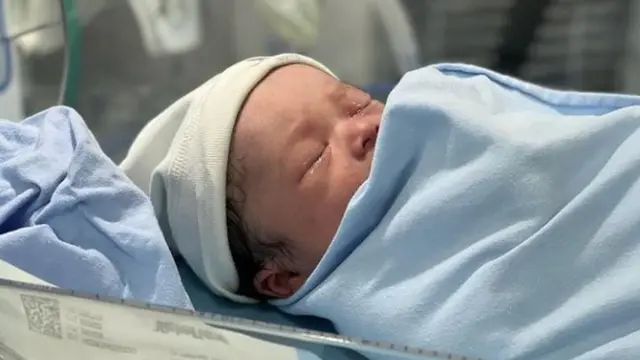 Nathalie Holscher dan Sule mendapatkan anak pertama berjenis kelamin laki-laki (https://www.instagram.com/p/CXWliuvPJHm/)