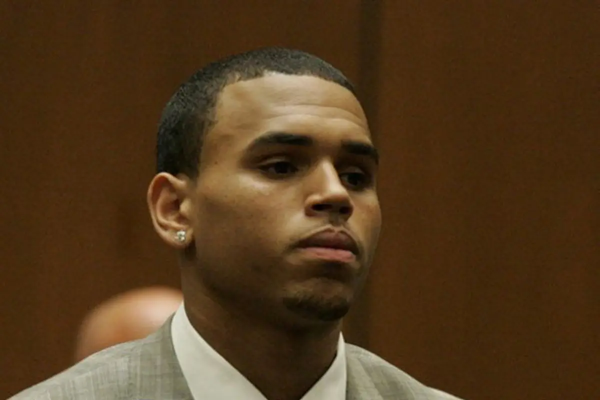 [Bintang] Chris Brown