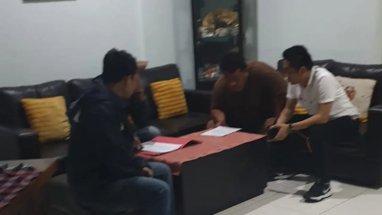 Dandhy Laksono