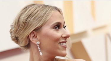 Sontek Makeup Minimalis Untuk Ke Pesta Scarlett Johansson Di Oscar 2020 Beauty Fimela Com