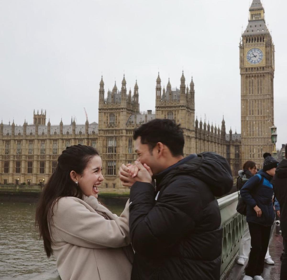 London Jadi Saksi Romansa Azriel Hermansyah dan Sarah Menzel, Ini Reaksi Netizen