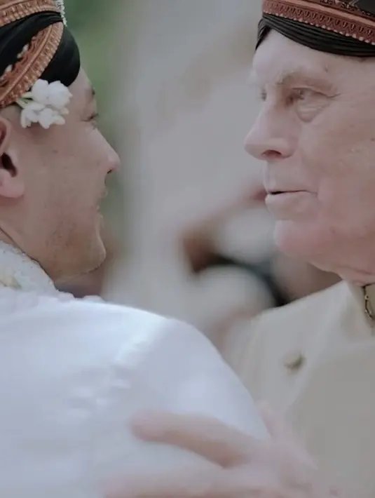 Dari hati ke hati, mereka memberi restu untuk BCL dan Tiko. Janji setia akan dipegang oleh semua pihak. [Instagram.com/itsmebcl]