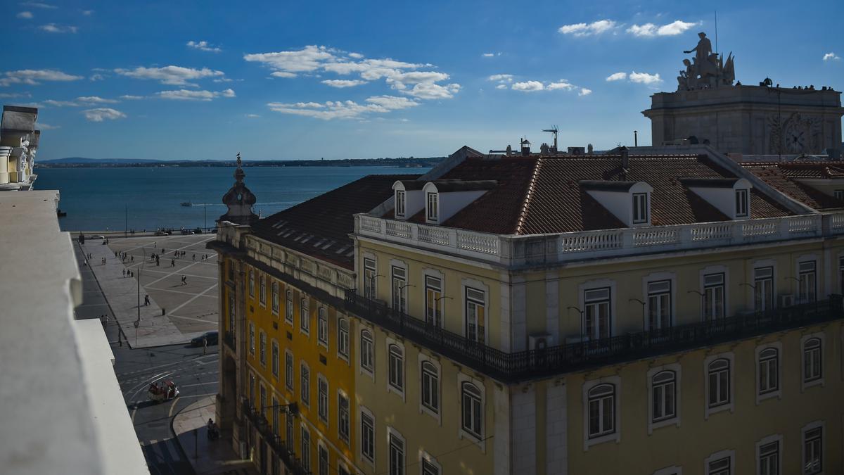 Destinasi Liburan Paling Bahagia di Dunia Jatuh kepada Lisbon Portugal