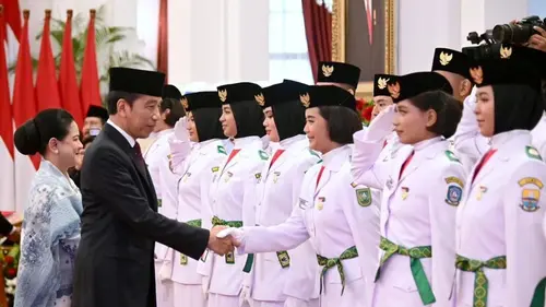 019888800_1692152315-Jokowi_2