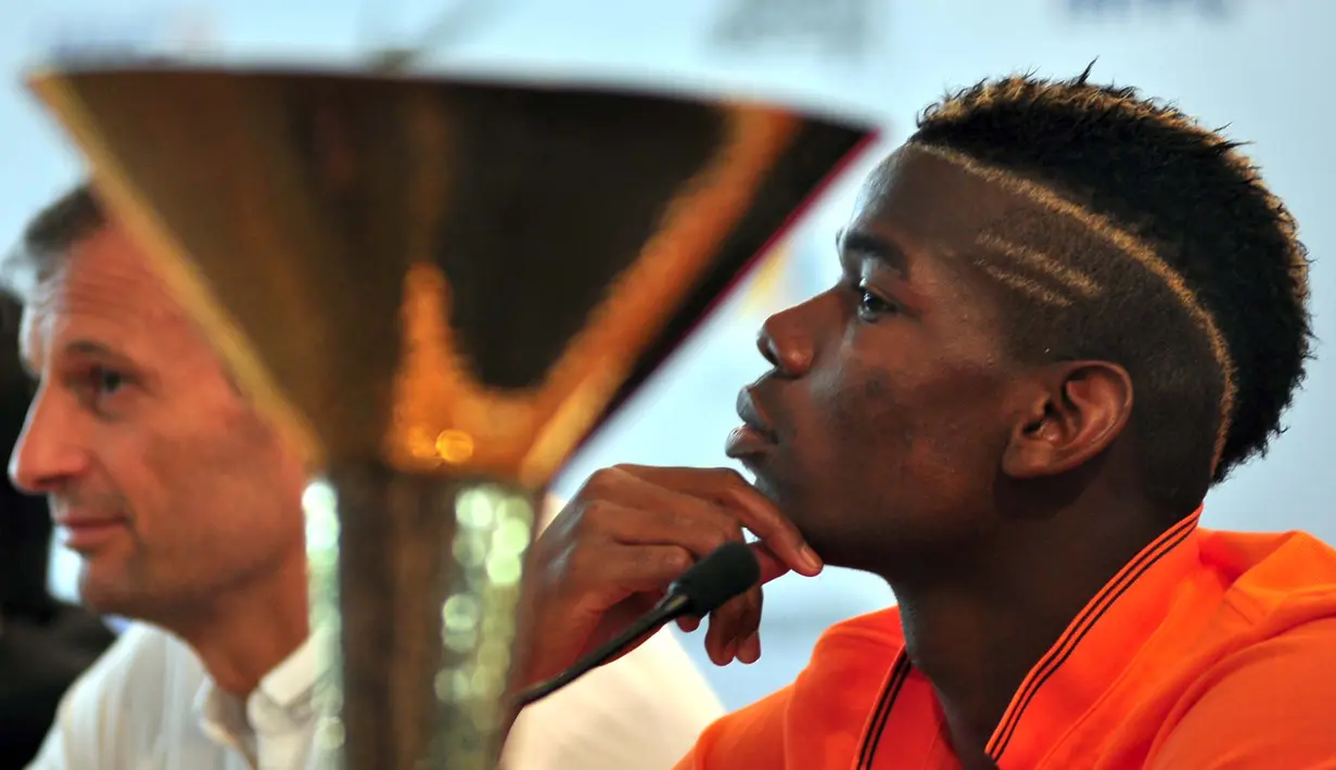Paul Pogba mengaku antusias terhadap tur pramusim ke Indonesia. Ia pun berharap bisa menghibur para Juventini di Indonesia, Jakarta, Selasa (5/8/2014) (Liputan6.com/Johan Tallo)