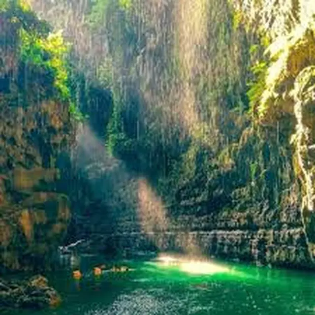 Paket Wisata Green Canyon Pangandaran yang Sesuai Kantong dan Menyenangkan