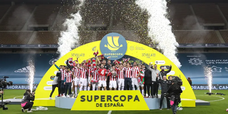 Selebrasi Pemain Athletic Bilbao Juara Piala Super Spanyol Usai Bungkam Barcelona