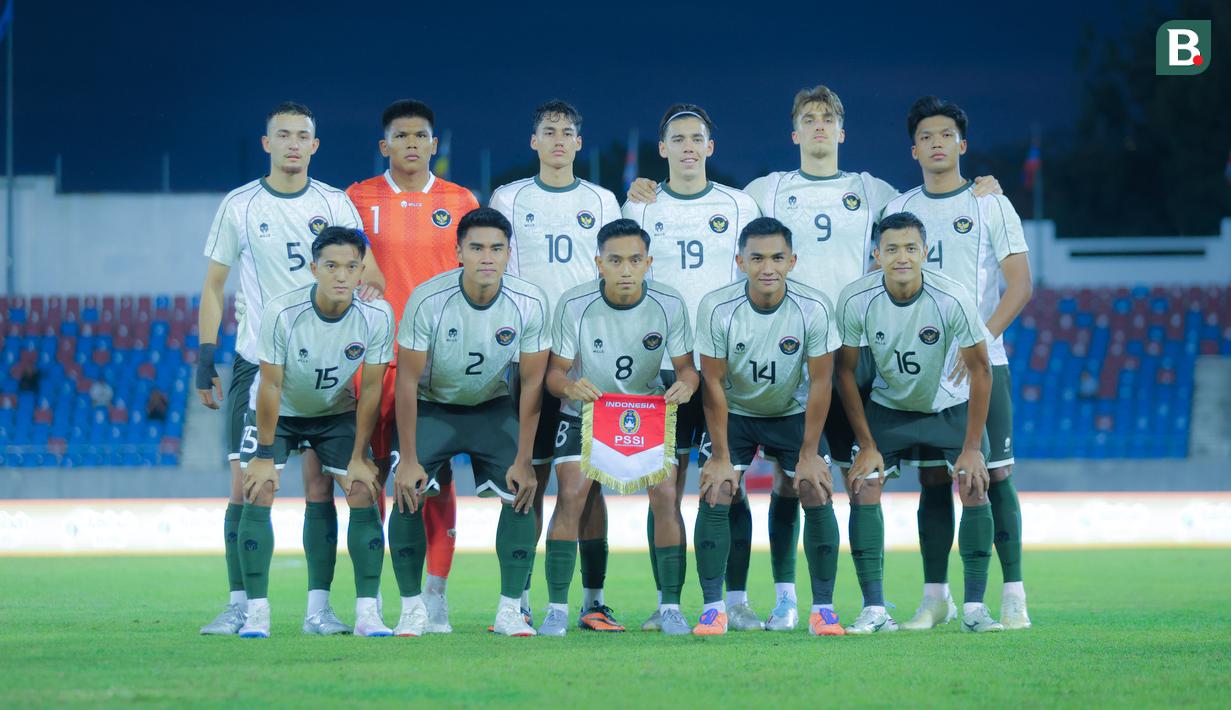 Pemain Timnas Indonesia U-22 saat melawan Filipina U-22 pada laga Grup C SEA Games 2025 di 700th Anniversary Stadium, Senin (8/12/2025). (Bola.com/Bagaskara Lazuardi)