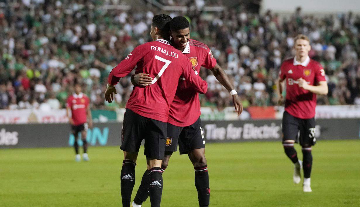 Marcus Rashford sukses menjadi pembeda. Kehadiran sang pemain menjadi kunci Setan Merah untuk membongkar solidnya pertahanan Omonia Nicosia. (AP/Petros Karadjias)