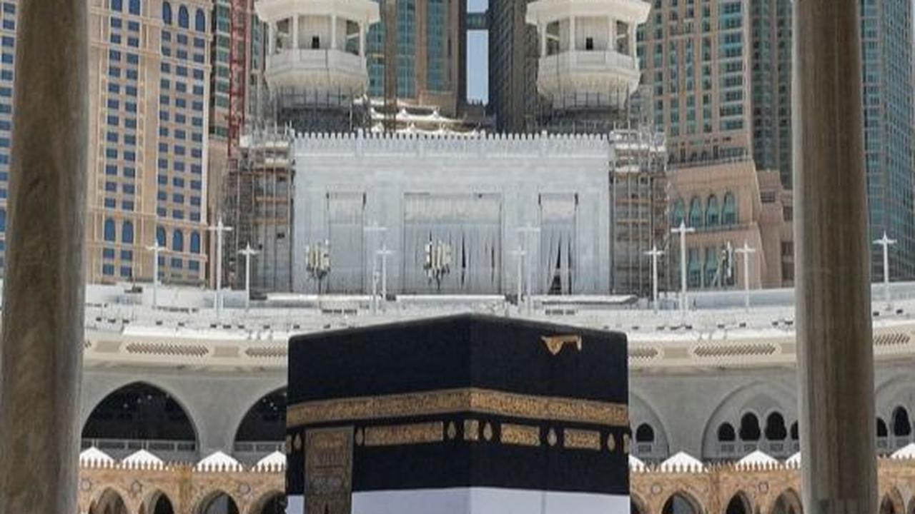 Pertama, terjadi setiap 27 Mei pukul 16:17 WIB atau 12:17 WAS. Foto: Media Center Haji 2024 / Sigid Kurniawan<br>