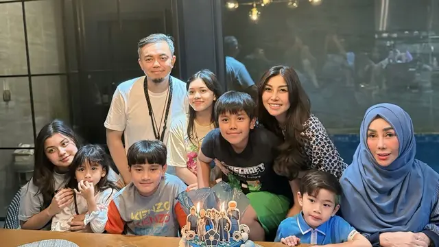 Potret Terbaru Amy Qanita Bareng Cucu/Instagram @nissyaa