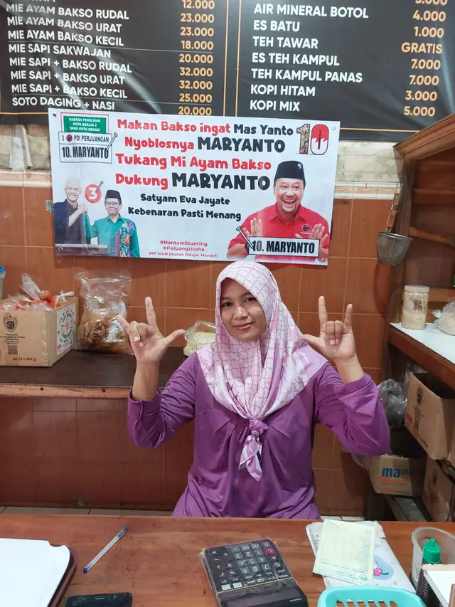 Warung Bakso Rudal Rawalumbu, Bekasi.