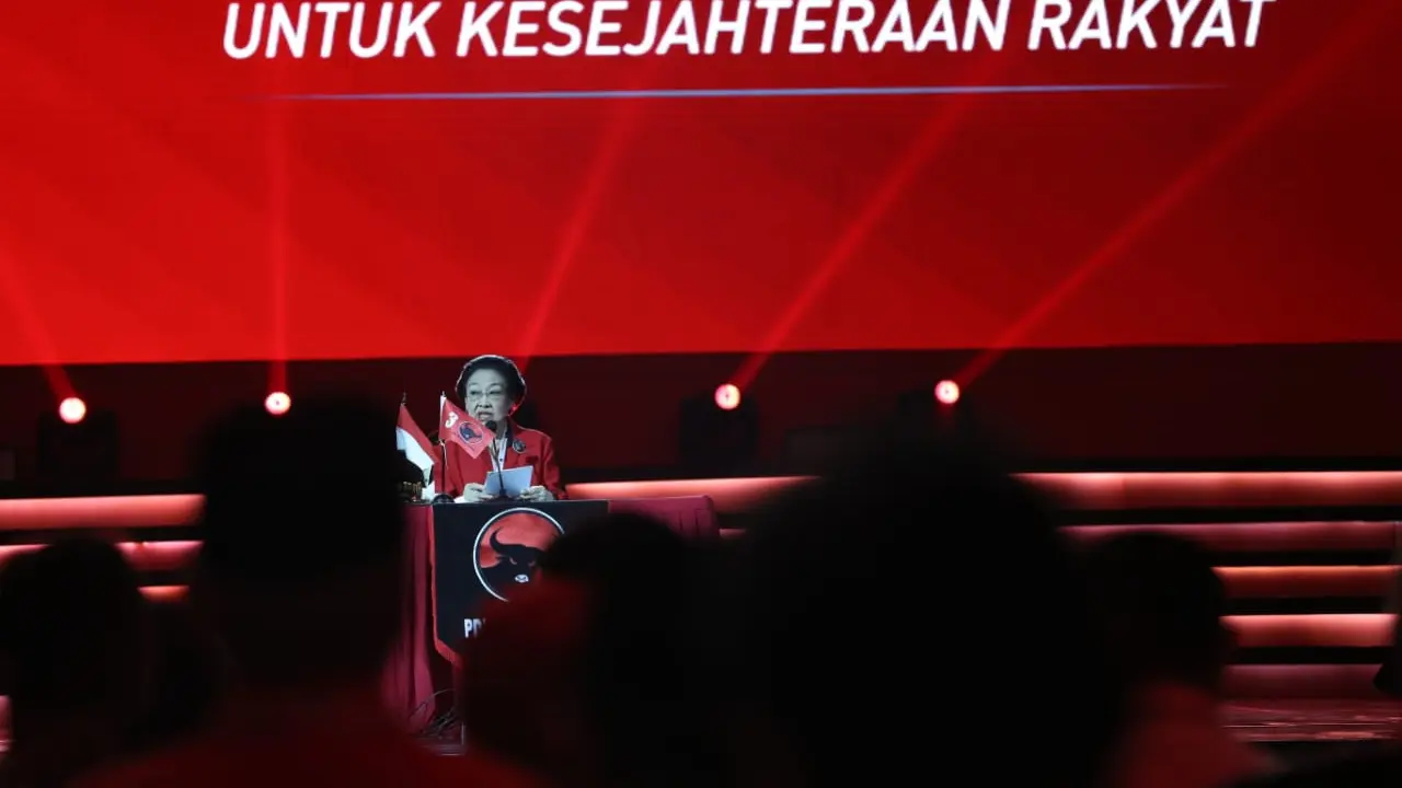 Ketua Umum PDI Perjuangan (PDIP) Megawati Soekarnoputri memberikan pidato dalam Rakernas IV PDIP yang digelar di Jiexpo Kemayoran Jakarta Pusat, Jumat (29/9/2023).