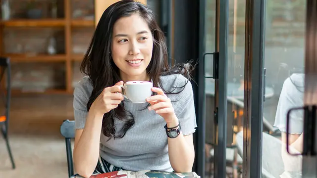 cinta ibu dan gaji pertama