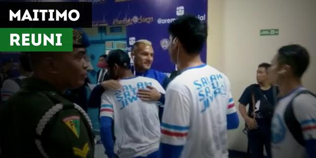 VIDEO: Cara Raphael Maitimo Melepas Kangen dengan Pemain Arema