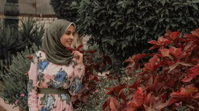 Ilustrasi Relationship Female