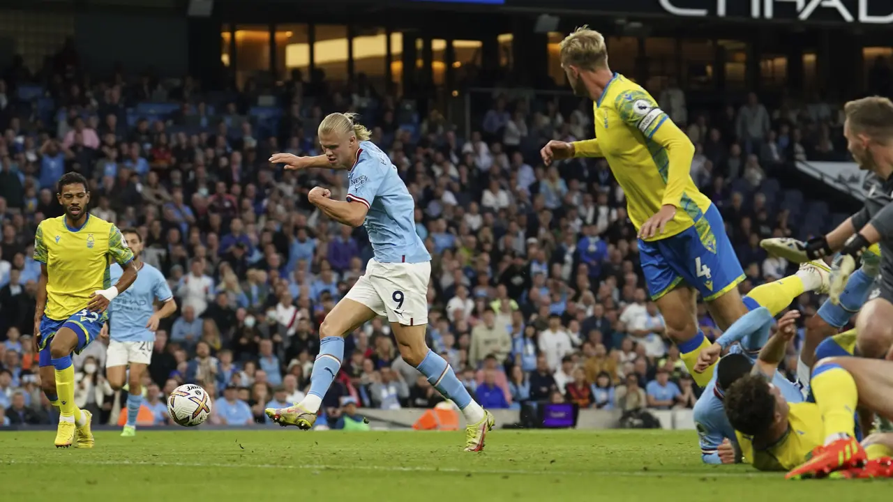 Erling Haaland Hattrick, Manchester City Gulung Nottingham Forest