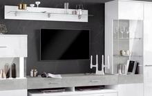 Desain HPL Backdrop TV Minimalis Mewah untuk Ruang Keluarga Modern