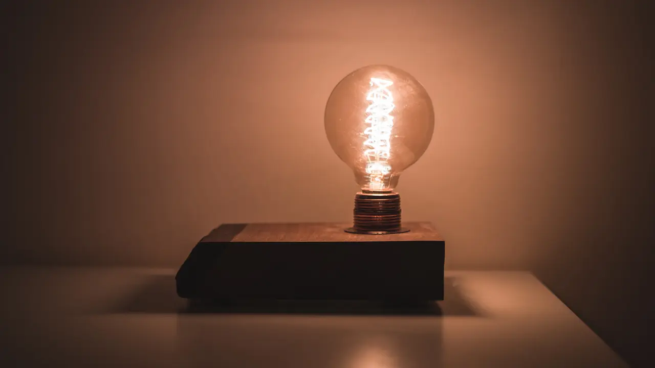 Mimpi Mati Lampu