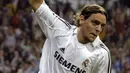 4. Jonathan Woodgate - Woodgate bergabung ke Madrid dengan masalah cedera pungung yang diderita sejak berada di Newcastle United. Parahnya lagi, ketika debutnya bersama Real Madrid, Woodgate menciptakan gol bunuh diri serta diganjar kartu merah. (AFP/Marcello Rubio)