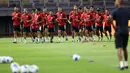 Para pemain Timnas Indonesia menjalani latihan resmi menjelang FIFA Matchday melawan Chinese Taipei di Stadion Gelora Bung Tomo, Surabaya, Kamis (04/09/2025). (Bola.com/Abdul Aziz)