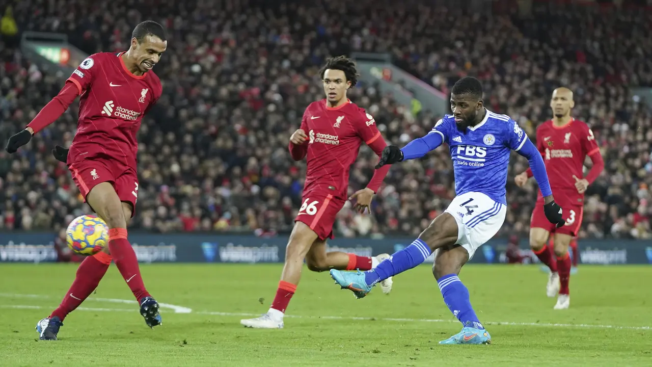 Jota Dua Gol, Liverpool Taklukkan Leicester City