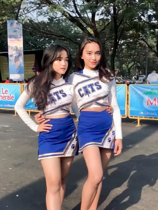 Untyk mengenang masa lalunya, Fuji membagikan beberapa potretnya saat masih menjadi cheerleader sekolah. [Instagram/fuji_an]