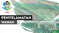 Berita video penyelamatan tak terbayangkan kiper Bali United, Wawan Hendrawan, saat menghadapi Sriwijaya FC pada pekan ketujuh Gojek Liga 1 2018 bersama Bukalapak, Sabtu (5/5/2018).