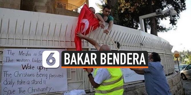 VIDEO: Protes Masjid Hagia Sophia, Warga Israel Bakar Bendera Turki