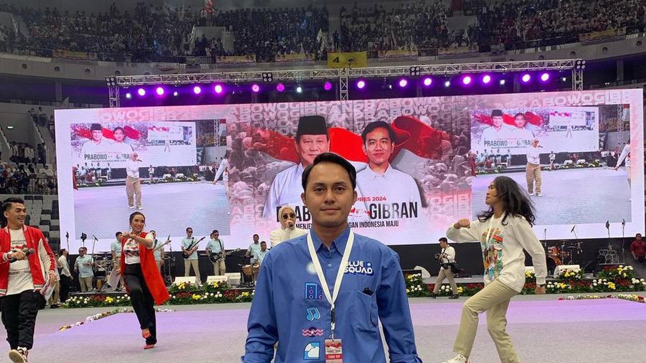 "Makasih buat Kota Tangerang, 8 kecamatan udah memilih suamiku dengan ikhlas &amp; saya minta doa buat suamiku insyaAllah amanah dalam menjalankan tugasnya menjadi dewan Provinsi Banten,"&nbsp;