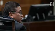 Hasto Kristiyanto bersama tim penasehat hukumnya meminta waktu 10 hari untuk menyusun nota keberatan atas dakwaan atau eksepsi. (Liputan6.com/Herman Zakharia)