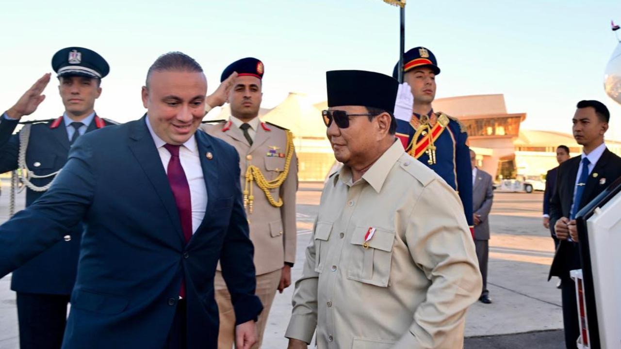 Tiba di Mesir, Prabowo akan Saksikan Penandatanganan Perjanjian Perdamaian