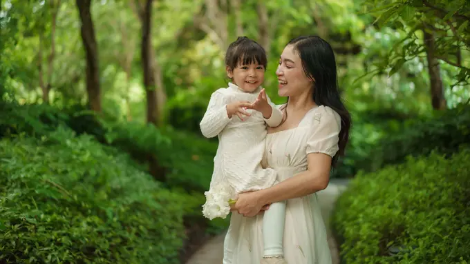 keluarga november kalimat anak kuat