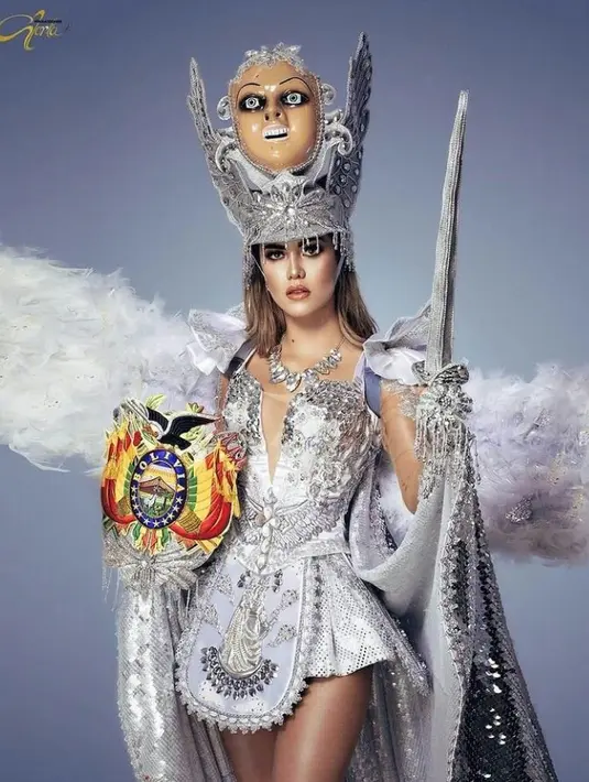 Diberi nama ‘Angel de Bien’ atau ‘Malaikat Baik’, kostum Miss Supranational Bolivia ini terinspirasi dari cerita rakyat nasional Bolivia tentang sosok malaikat tertinggi Michael de la diablada. (Instagram/luviclaros).