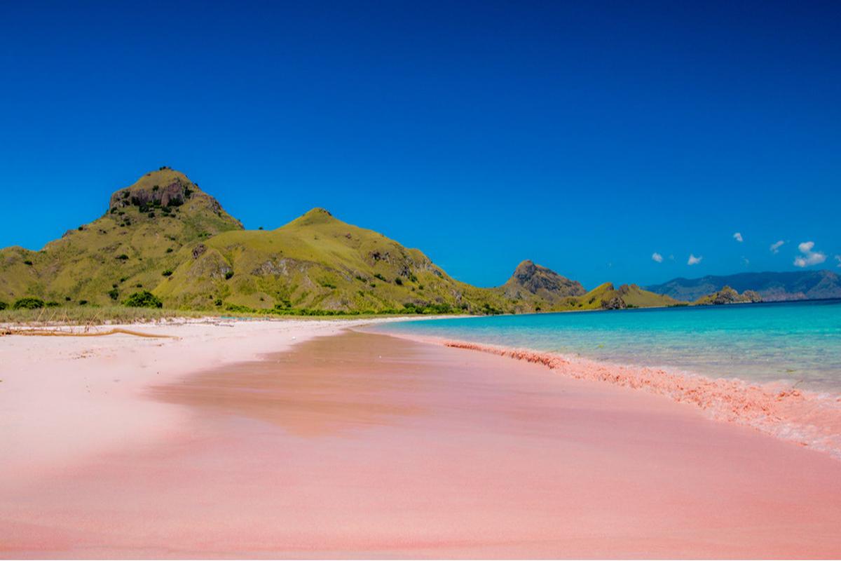 Pantai Tangsi.