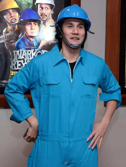 "S‎ebenarnya, justru di belakang kita ini ada Tora yang menyemangati kita. Justru Tora akan sedikit kesal, marah, kalau kitanya malas-malasan untuk promo," ujar Vino G. Bastian. (Deki Prayoga/Bintang.com)