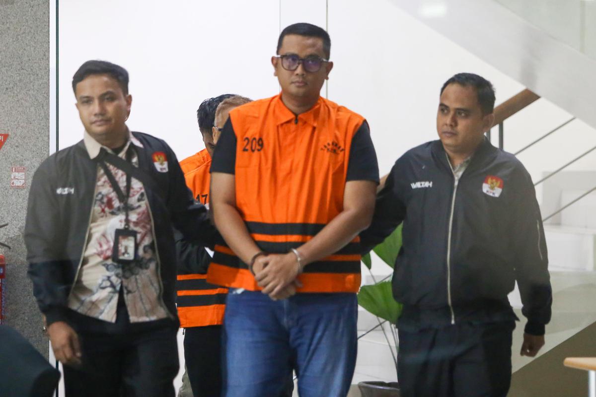 Momen Hamenang Wajar Ismoyo Tinggalkan KPK dengan Tangan Terborgol