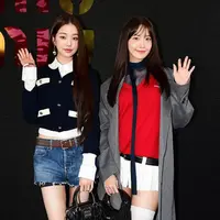 Tampil dengan outfit serba Miu-Miu di Paris Fashion Week, pesona YoonA SNSD dan Wonyoung IVE mencuri perhatian warganet. (Twitter/ivepics).