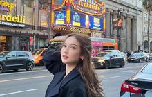 Ramai Disebut Calon Menantu, ini 10 Potret Terbaru Laura Moane yang Disebut 'Si Cantik' oleh Maia Estianty