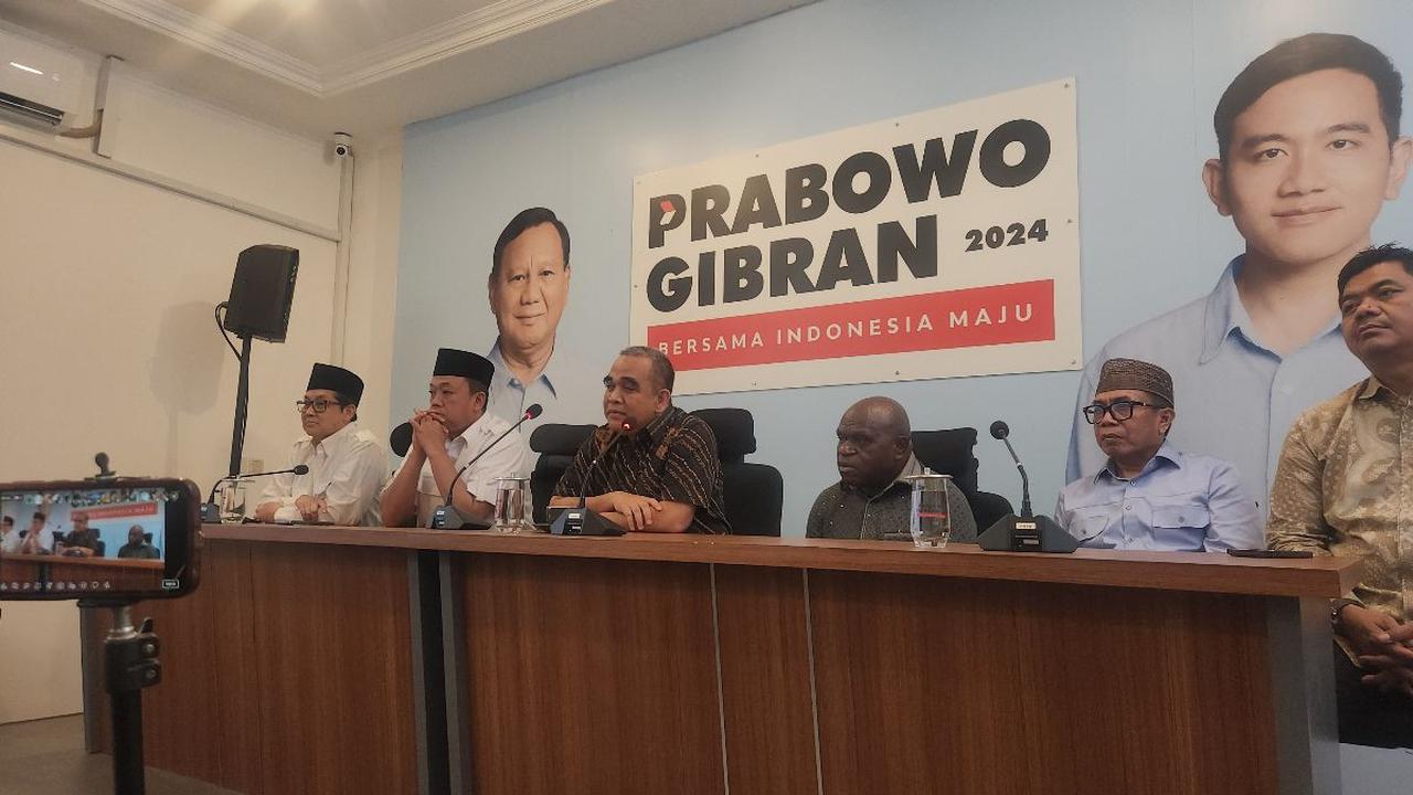 TKN Prabowo-Gibran berharap kubu pasangan capres-cawapres Anies Baswedan-Muhaimin Iskandar dan Ganjar Pranowo-Mahfud MD menerima hasil putusan MK.<br>
