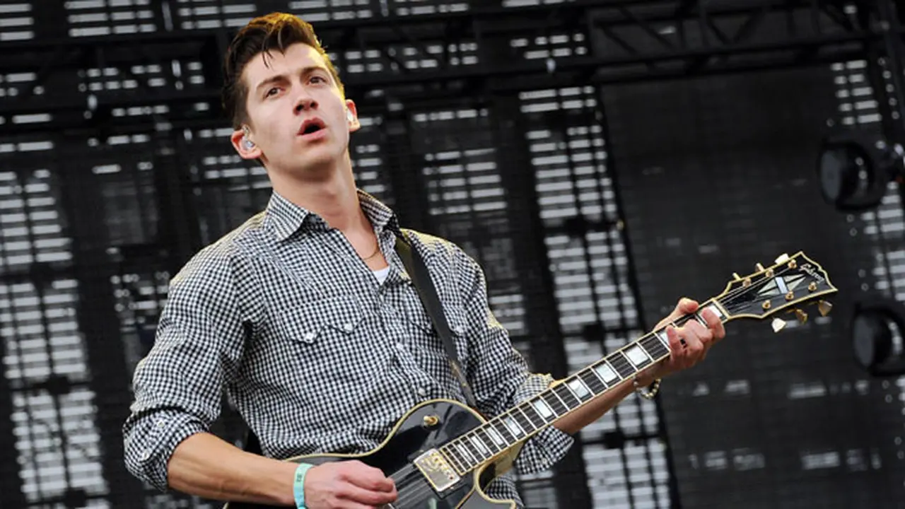 alex-turner-130913b.jpg