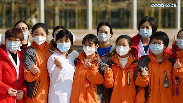 Tim medis 212 dari Xi'an International Medical Center Hospital berangkat ke kota Wuhan untuk lawan Virus Corona.